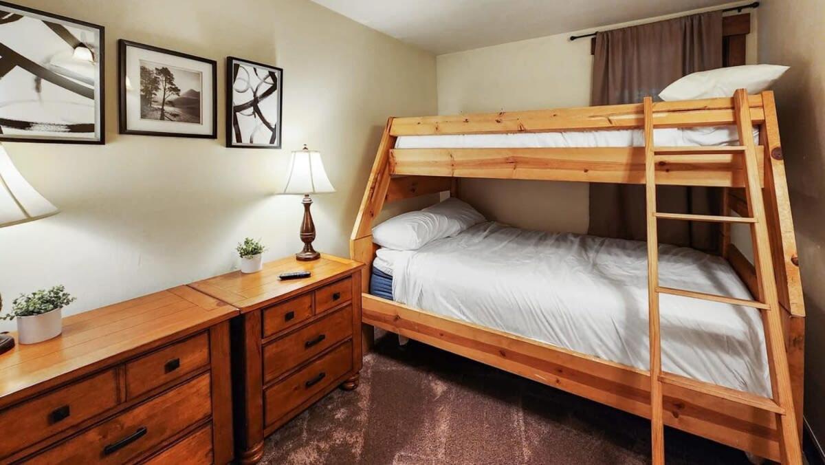 Cozy 2 Bedroom Condo In Town Walk To Main St Skiing Breckenridge Extérieur photo