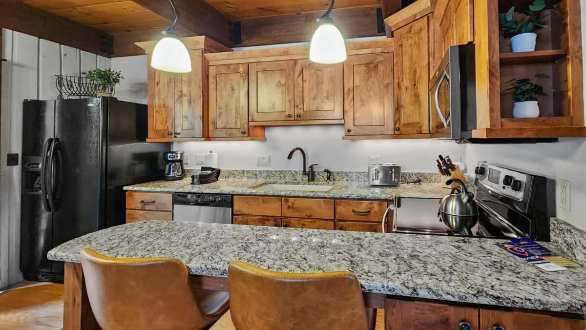 Cozy 2 Bedroom Condo In Town Walk To Main St Skiing Breckenridge Extérieur photo